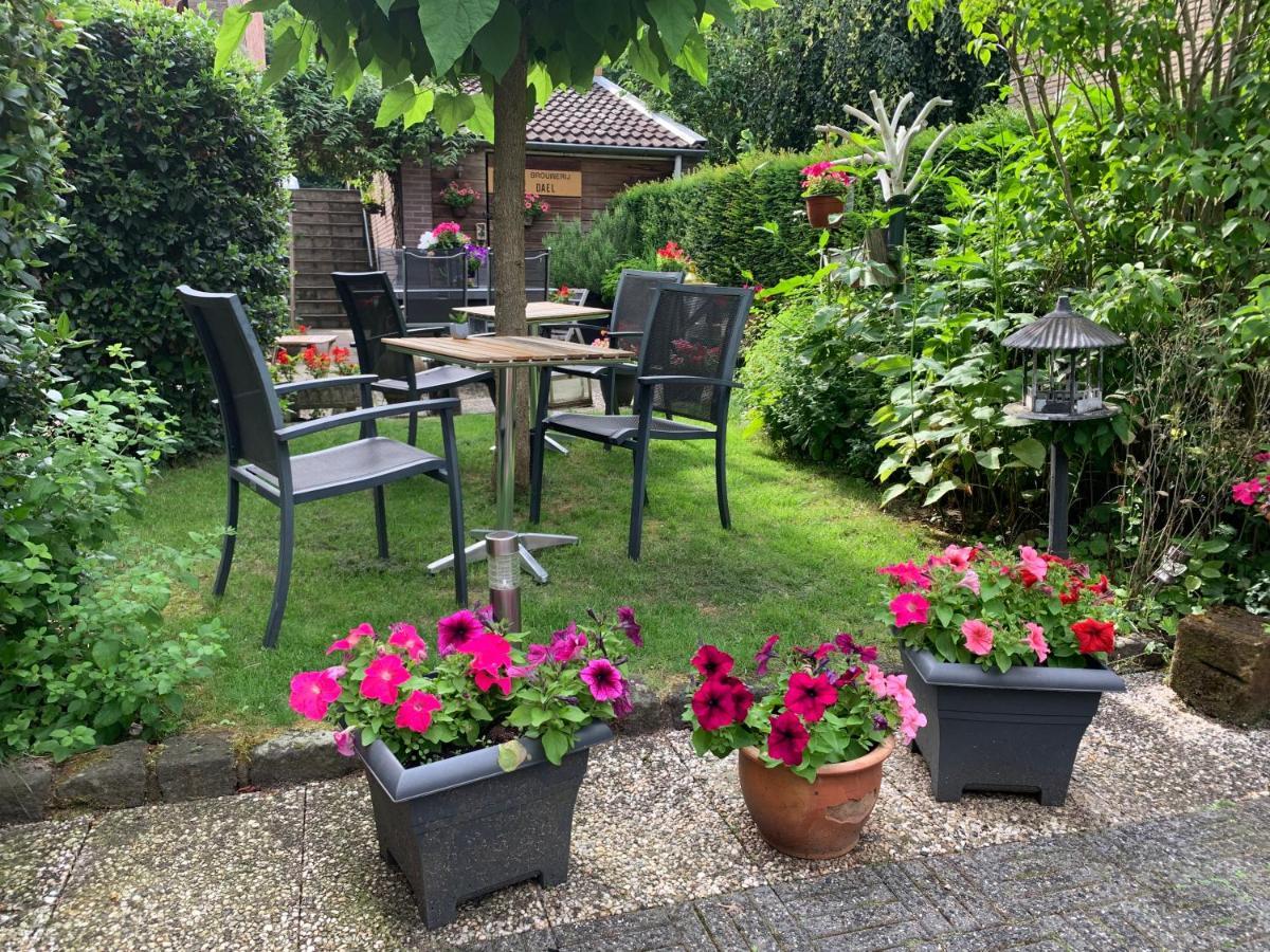 Pension Auberge De Dael Valkenburg aan de Geul Ngoại thất bức ảnh