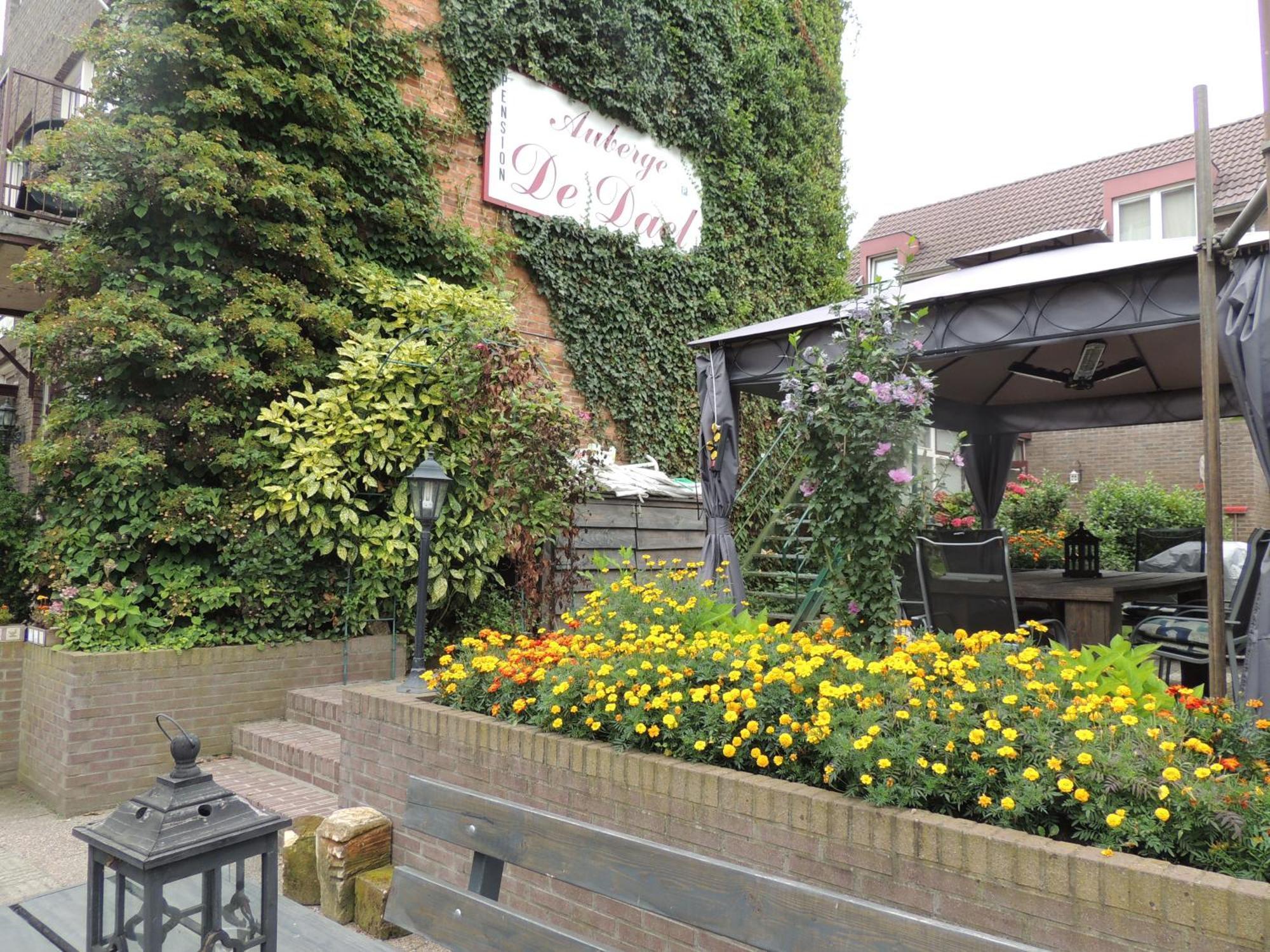 Pension Auberge De Dael Valkenburg aan de Geul Ngoại thất bức ảnh